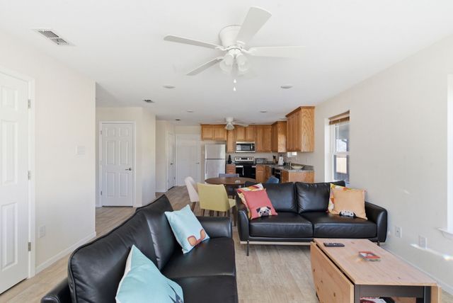 306 Dale Avenue, Stephenville, TX 76401