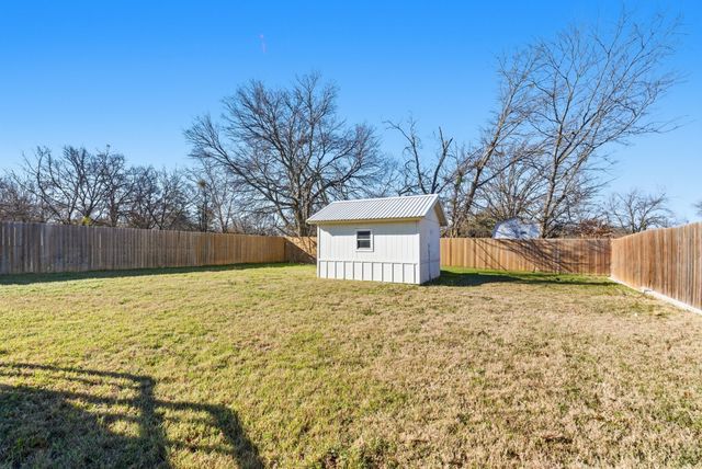 306 Dale Avenue, Stephenville, TX 76401