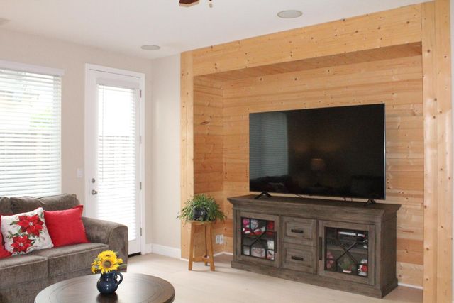 2532 Cottage Pointe Dr, Riverbank, CA 95367