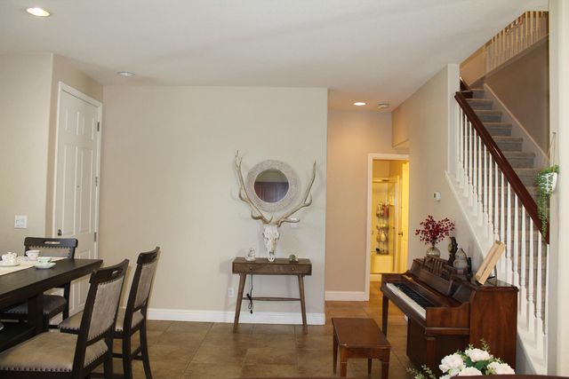 2532 Cottage Pointe Dr, Riverbank, CA 95367