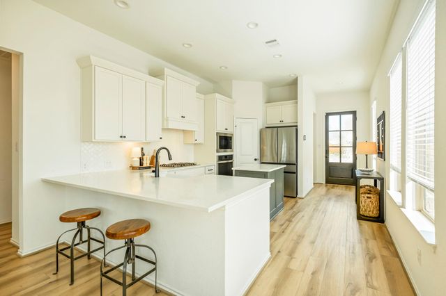 337 Langhorne BND, Liberty Hill, TX 78642