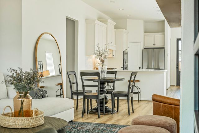 337 Langhorne BND, Liberty Hill, TX 78642