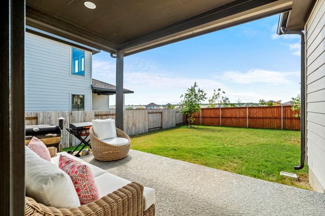 337 Langhorne BND, Liberty Hill, TX 78642