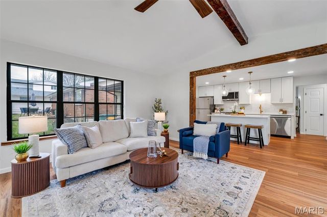 4508 Thicket Drive, St Louis, MO 63129