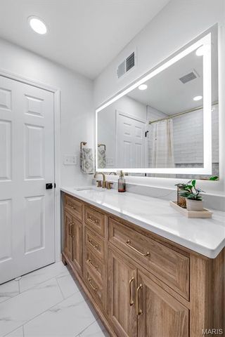 4508 Thicket Drive, St Louis, MO 63129