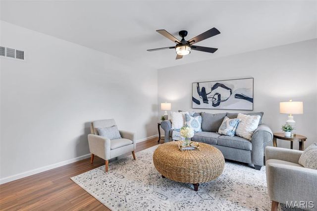 4508 Thicket Drive, St Louis, MO 63129