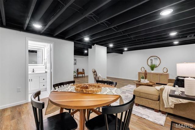 4508 Thicket Drive, St Louis, MO 63129