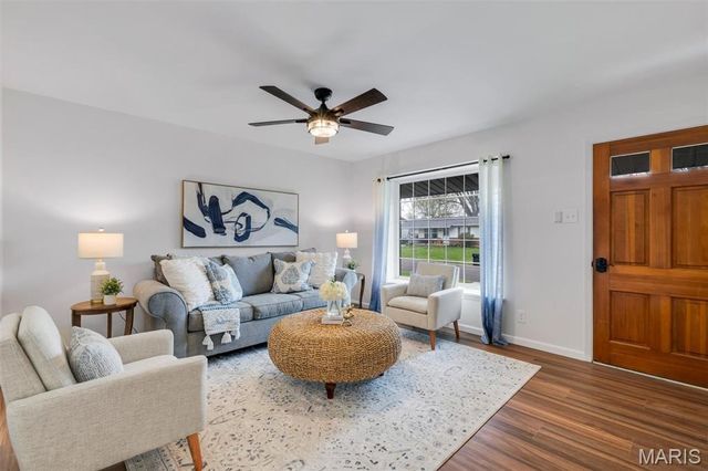 4508 Thicket Drive, St Louis, MO 63129