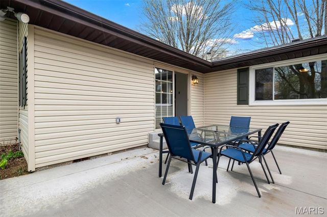 4508 Thicket Drive, St Louis, MO 63129