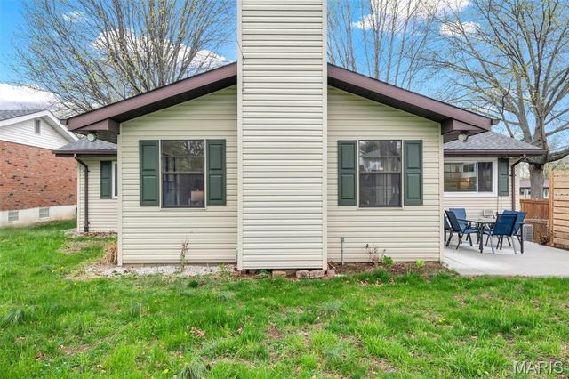 4508 Thicket Drive, St Louis, MO 63129