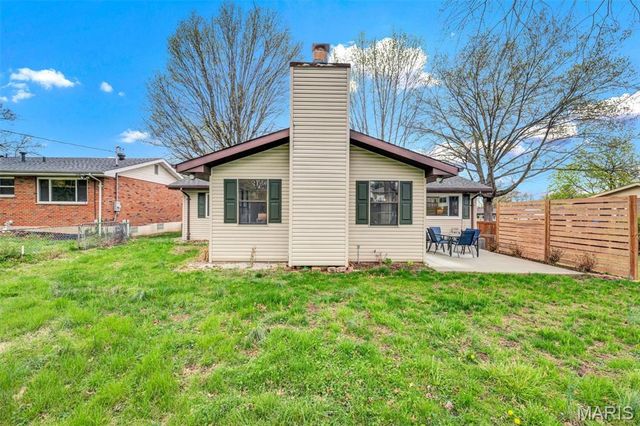 4508 Thicket Drive, St Louis, MO 63129