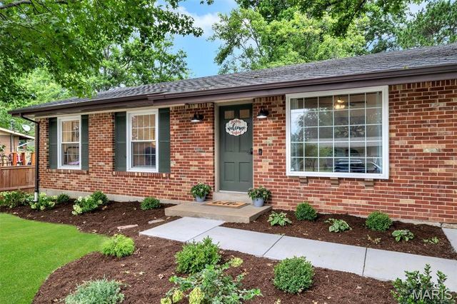 4508 Thicket Drive, St Louis, MO 63129