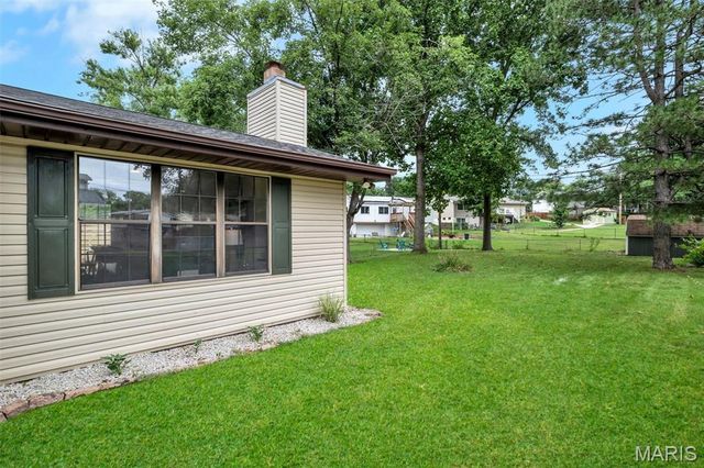 4508 Thicket Drive, St Louis, MO 63129