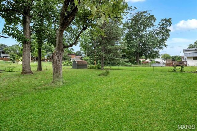 4508 Thicket Drive, St Louis, MO 63129