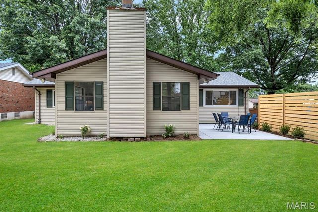 4508 Thicket Drive, St Louis, MO 63129