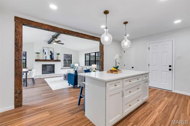 4508 Thicket Drive, St Louis, MO 63129