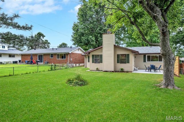 4508 Thicket Drive, St Louis, MO 63129