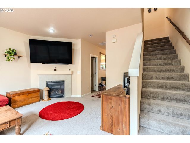 866 Nw COUNCIL Dr, Gresham, OR 97030