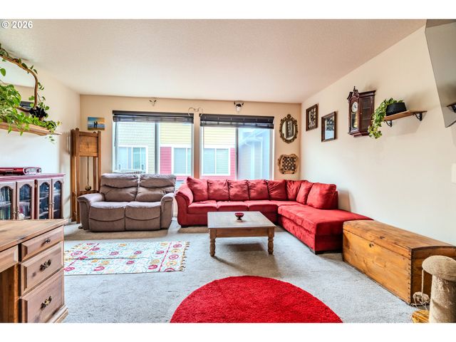 866 Nw COUNCIL Dr, Gresham, OR 97030