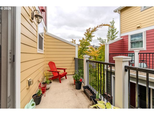 866 Nw COUNCIL Dr, Gresham, OR 97030