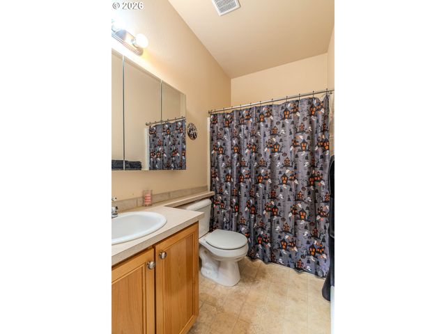 866 Nw COUNCIL Dr, Gresham, OR 97030