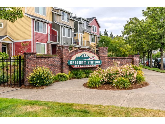 866 Nw COUNCIL Dr, Gresham, OR 97030