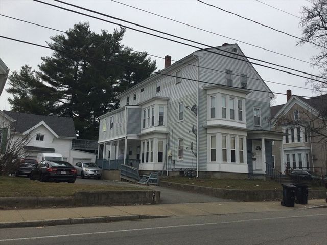 1027 Warren Ave, Brockton, MA 02301