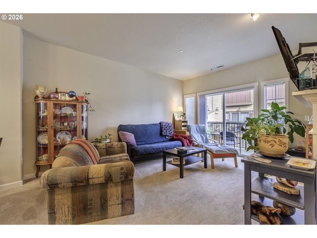 187 Ne 80TH Ave, Hillsboro, OR 97006