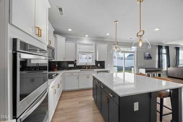 1315 Abington Drive, Mebane, NC 27302