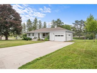 516 Gray Street, Hudson, WI 54016