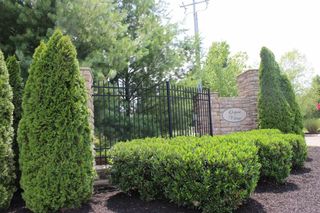 14 Oxford Village Cv, Columbia, TN 38401