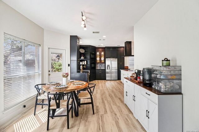 24407 Flint Creek, San Antonio, TX 78255