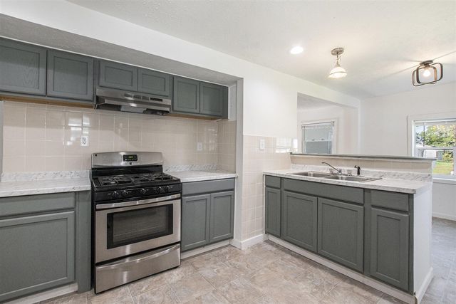 16967 Jones Lake Road, Lansing, MI 48906