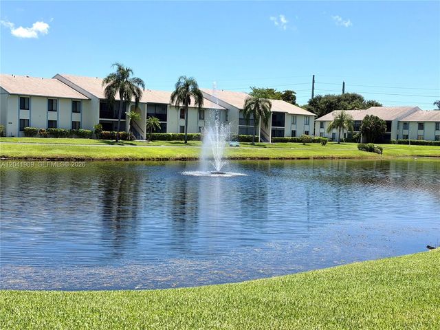 1119 Green Pine Boulevard A1, West Palm Beach, FL 33409