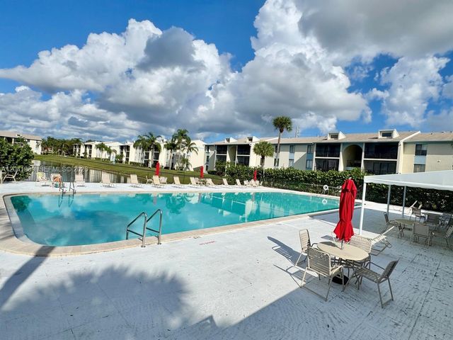 1119 Green Pine Boulevard A1, West Palm Beach, FL 33409