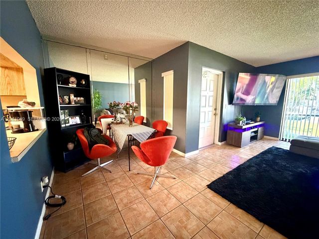 1119 Green Pine Boulevard A1, West Palm Beach, FL 33409