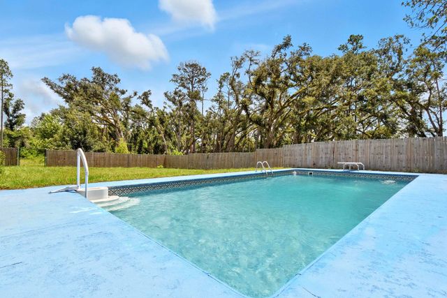 593 E Ash Street, Perry, FL 32347