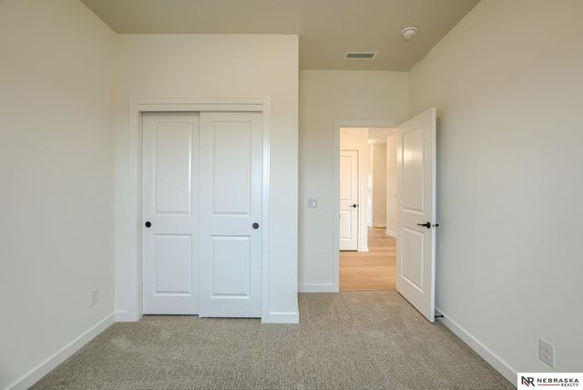 16013 Isabella Street, Bennington, NE 68007