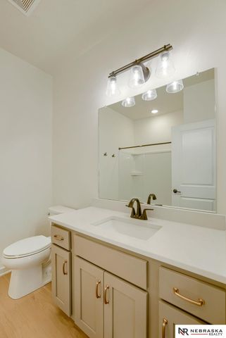 16013 Isabella Street, Bennington, NE 68007