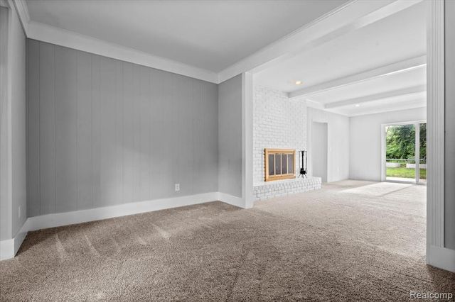 5476 Van Ness Drive, Bloomfield Hills, MI 48302