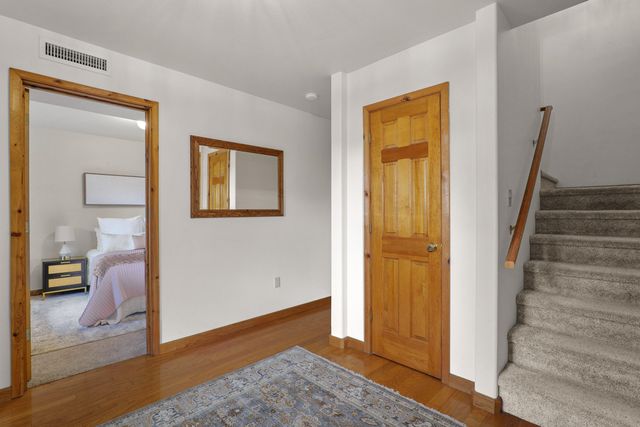 696 Yearly Way, Grants Pass, OR 97527