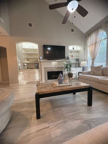 3915 Cinnamon Fern Court, Houston, TX 77059