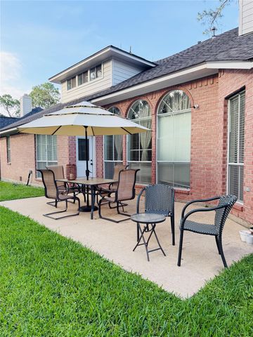3915 Cinnamon Fern Court, Houston, TX 77059