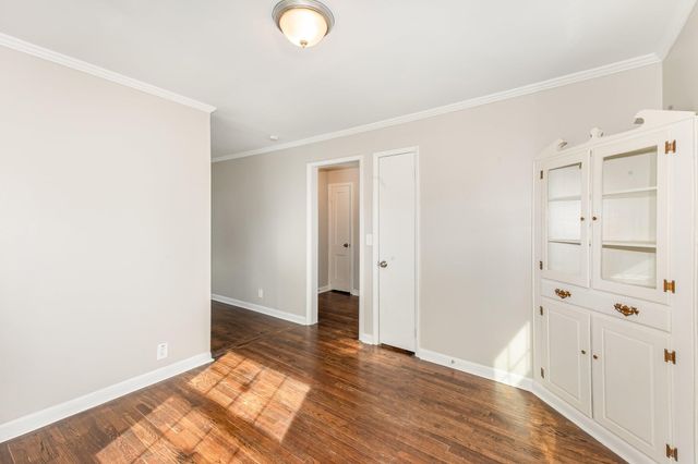 12 Sanders Drive, Florence, KY 41042