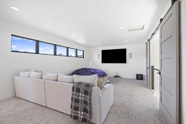 W8251 HACKBERRY HILLS ROAD, Hortonville, WI 54944