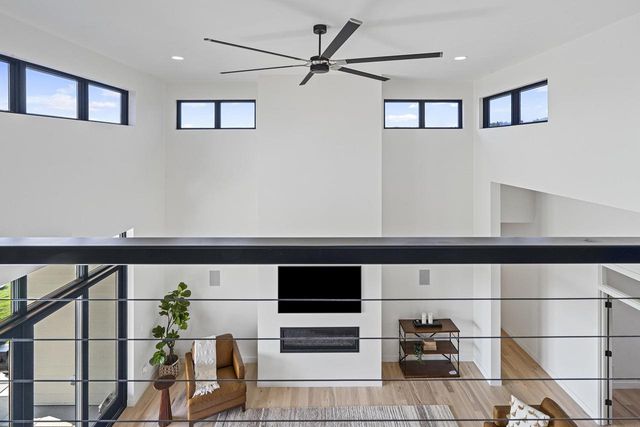 W8251 HACKBERRY HILLS ROAD, Hortonville, WI 54944