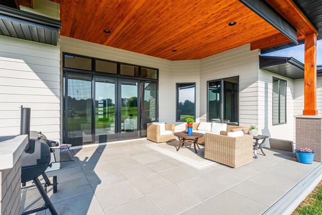 W8251 HACKBERRY HILLS ROAD, Hortonville, WI 54944