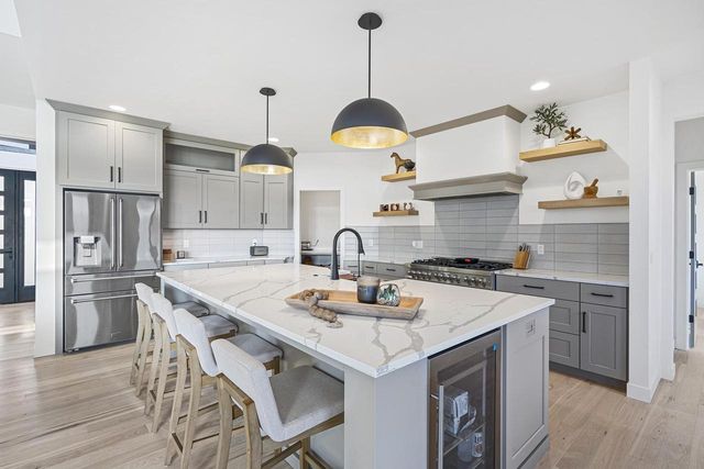 W8251 HACKBERRY HILLS ROAD, Hortonville, WI 54944