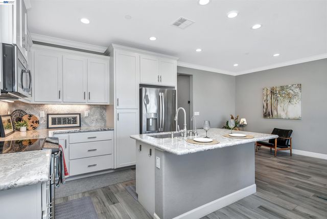 2106 Sangria St, Brentwood, CA 94513