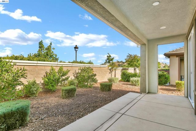 2106 Sangria St, Brentwood, CA 94513